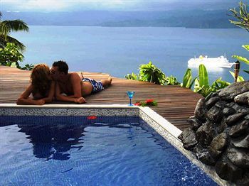 Bed & Breakfast Naveria Heights Savusavu
